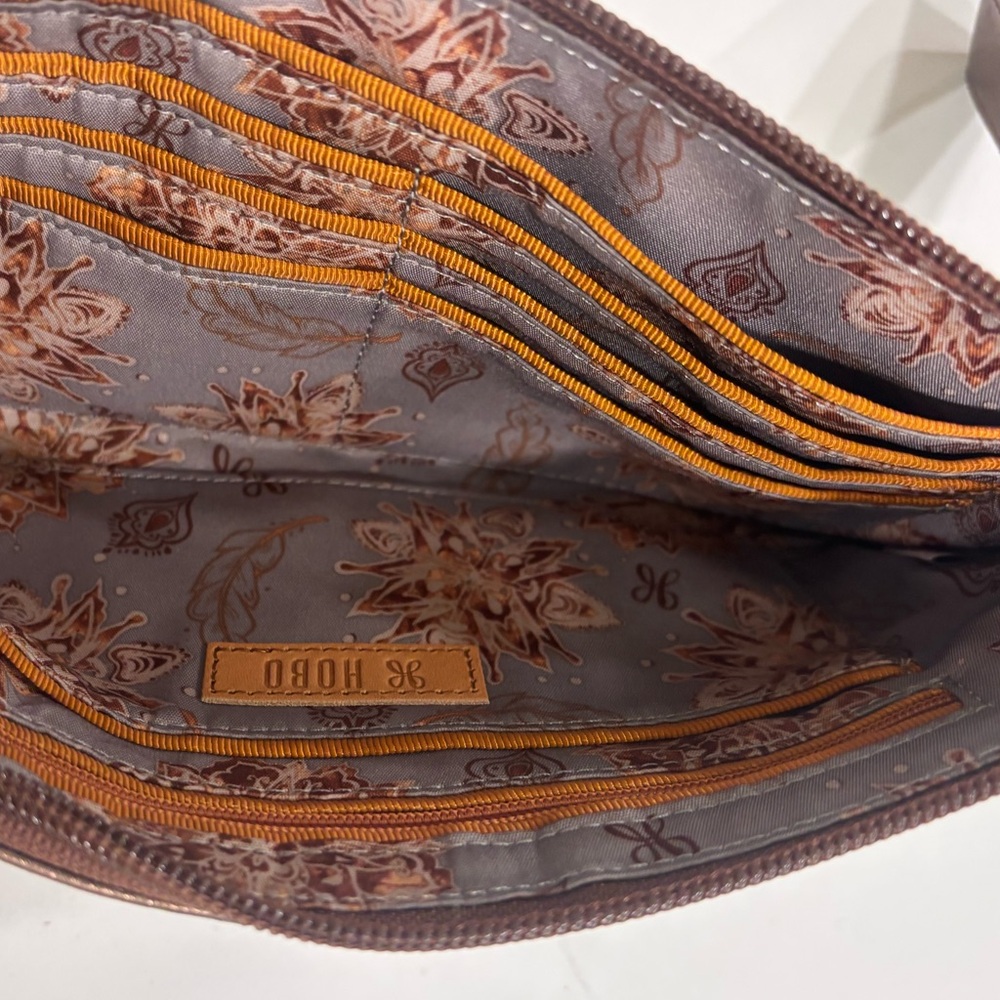 HOBO - Vida Leather Wristlet - Bronze - Picture 6 of 9